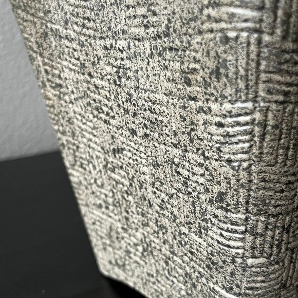 Vintage Shawnee Pottery Basketweave Planter // "Elegance" Line // Silver Speckle - Picture 4 of 6